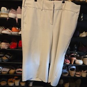 Lane Bryant Cream Wide Leg Capri/Ankle Pants